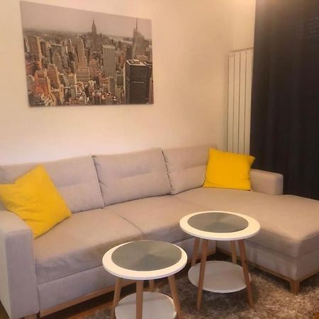 Apartman Arena-Velesajam Vito Zagreb Luaran gambar